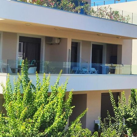 Villa Pavlina Ixiá Eksteriør bilde